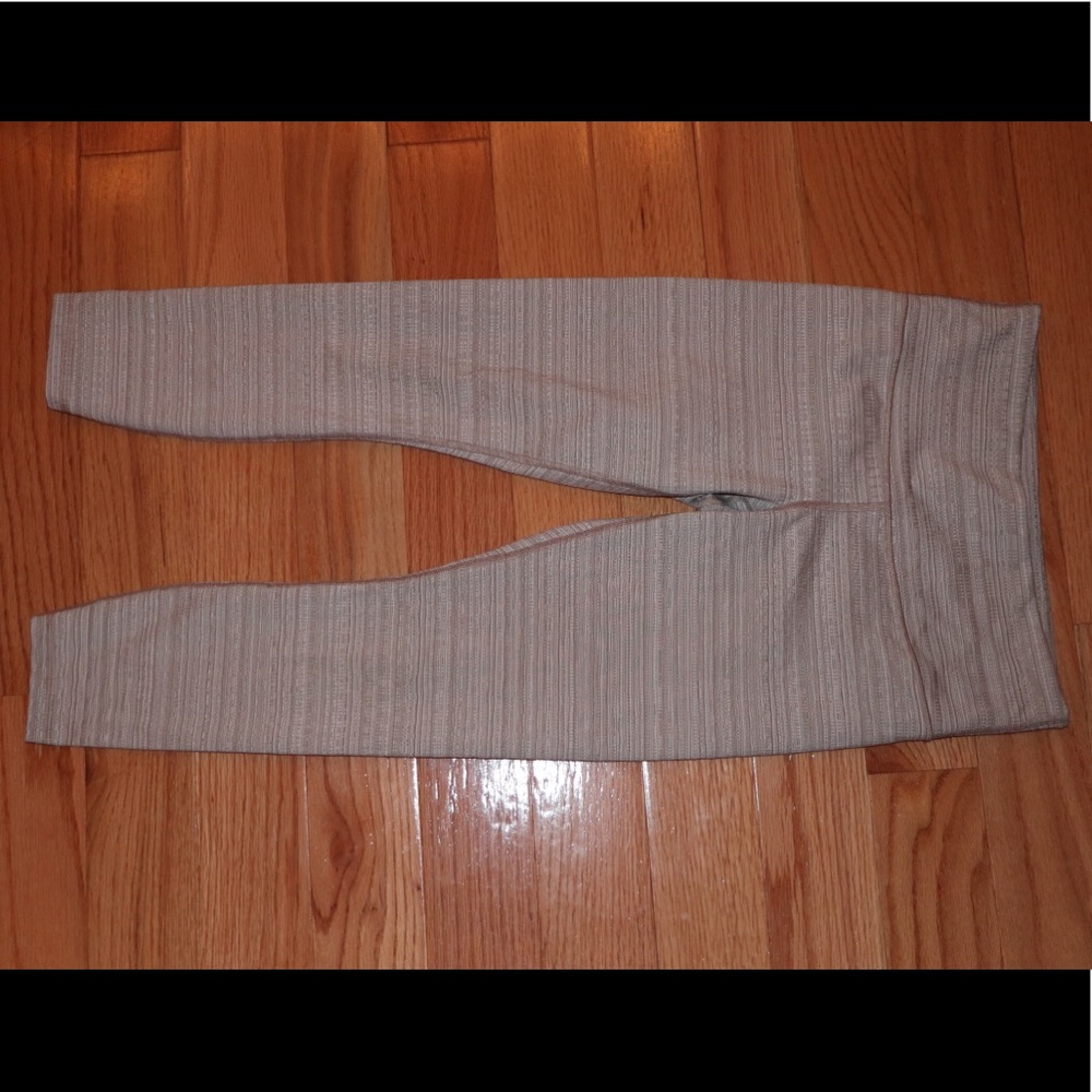 Athleta white and beige 7/8 leggings
